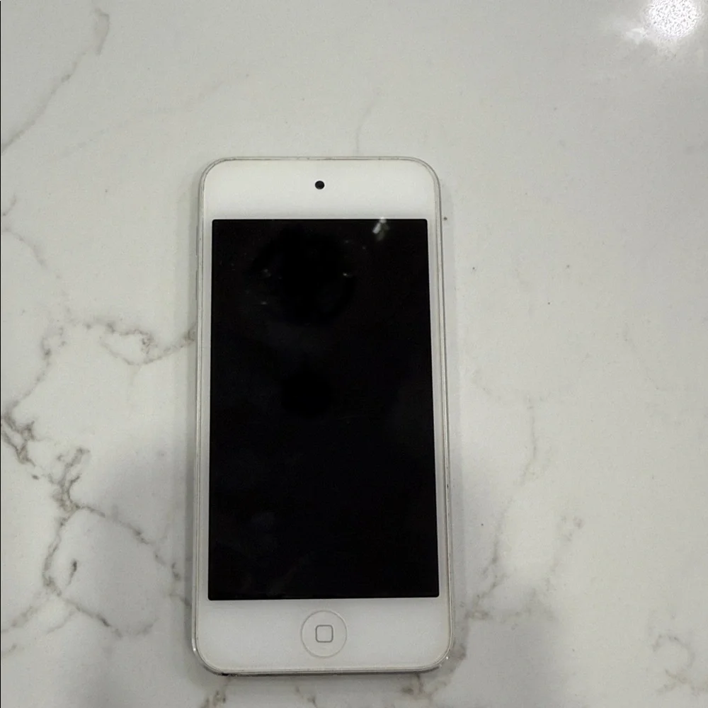 White iPod Touch